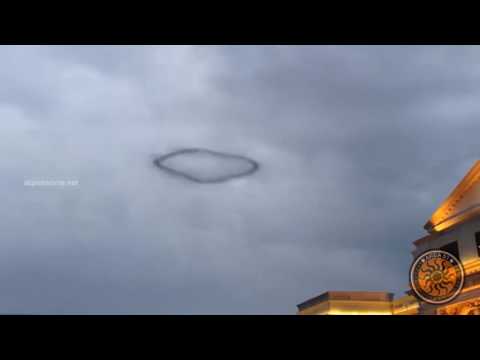 UFO Sightings 2017  UFOs Caught On Tape  Mysterious smoke ring cloud ufo