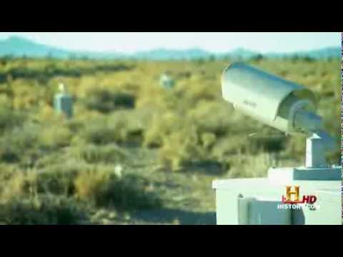 HD Area 51 Revealed – massive hangar in high secured area 51 sighted (interruptions?)