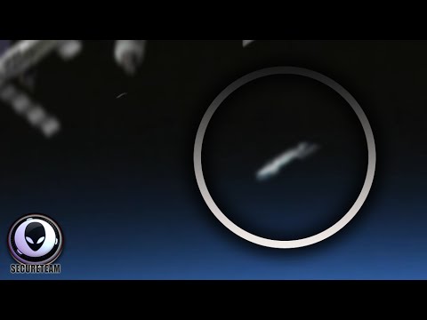 UNDENIABLE UFO SIGHTING! HD ALIEN SHIP ON LIVE 2015 NASA CAM –  FEED PULLED!