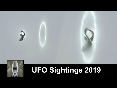 UFO Sightings 2019 UFO Goes Thru Portal Must See Footage