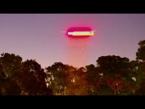 Russell Crowe claims he spotted a UFO