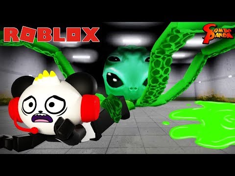 CRAZY AREA 51 ALIEN WANTS TO EAT ME! Let's Play Roblox Alien Story with Combo Panda