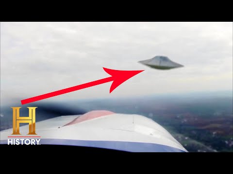 Ancient Aliens: Pilot is SURROUNDED by Flying Saucers and Loses Control (Season 19)
